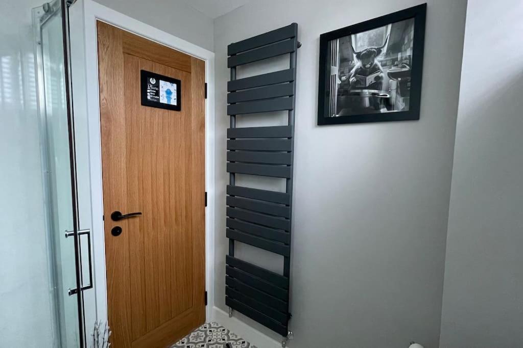Braeview, Contemporary Luxury Nc500 - Sleeps 5 * Wick (Highlands)