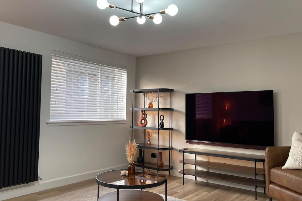 Braeview, Contemporary Luxury Nc500 - Sleeps 5 Holiday home Wick (Highlands)