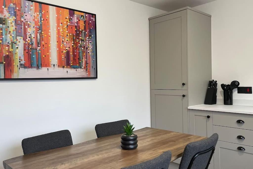 Braeview, Contemporary Luxury Nc500 - Sleeps 5 *