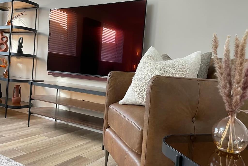 Braeview, Contemporary Luxury Nc500 - Sleeps 5 Wick (Highlands)